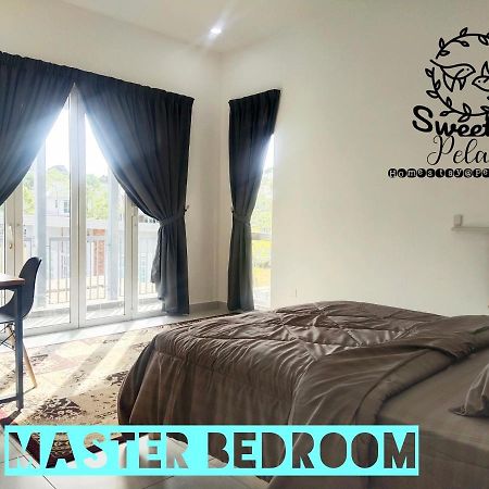 Sweet 16 Pelali Homestay Pengerang Kültér fotó