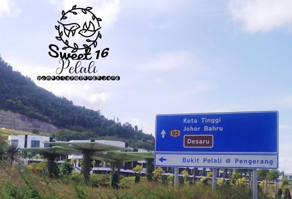 Sweet 16 Pelali Homestay Pengerang Kültér fotó