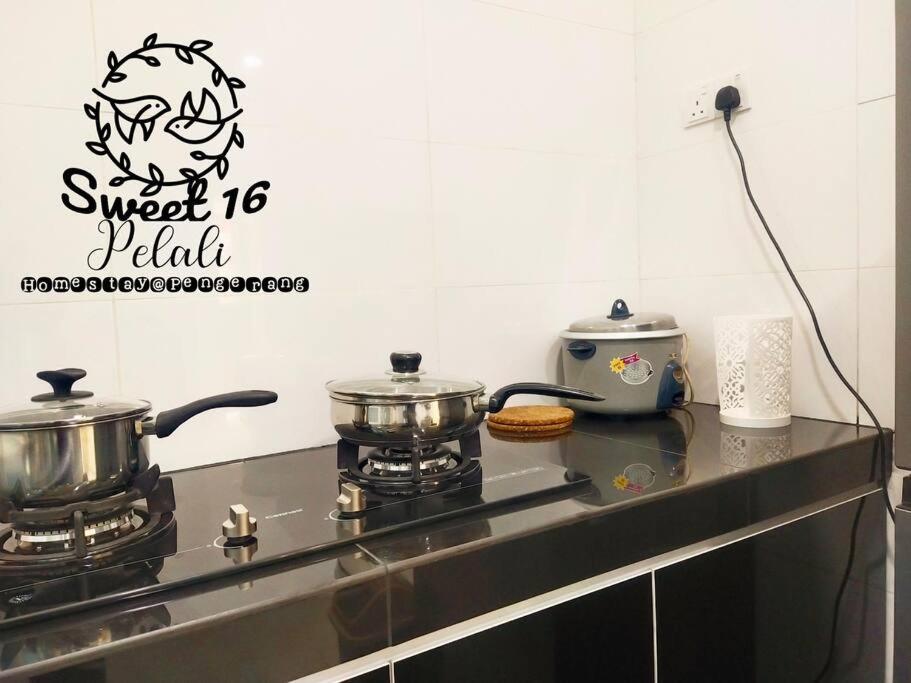 Sweet 16 Pelali Homestay Pengerang Kültér fotó