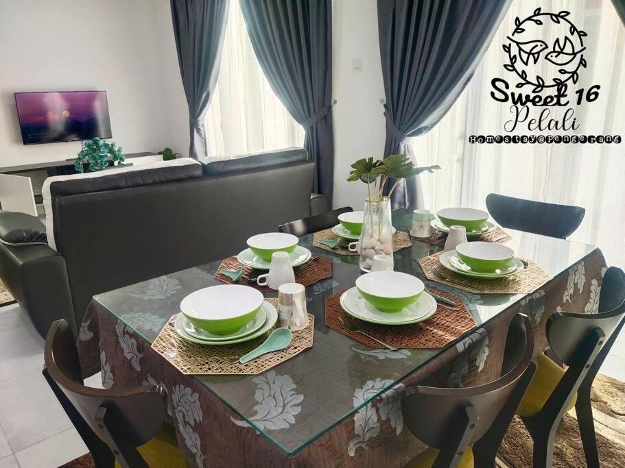 Sweet 16 Pelali Homestay Pengerang Kültér fotó